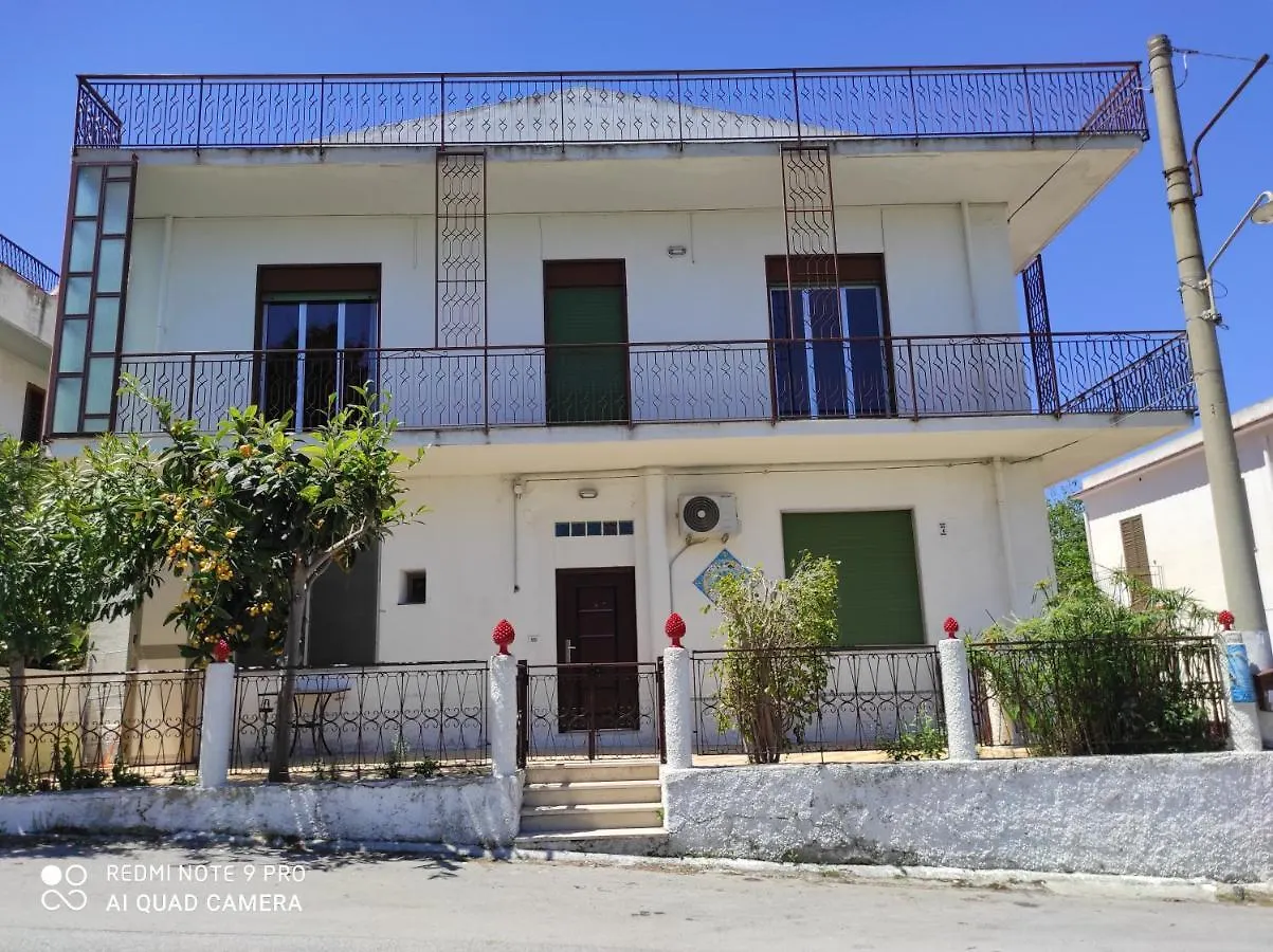 Mongiove Mare Holiday Villa Patti 0*,  Italia
